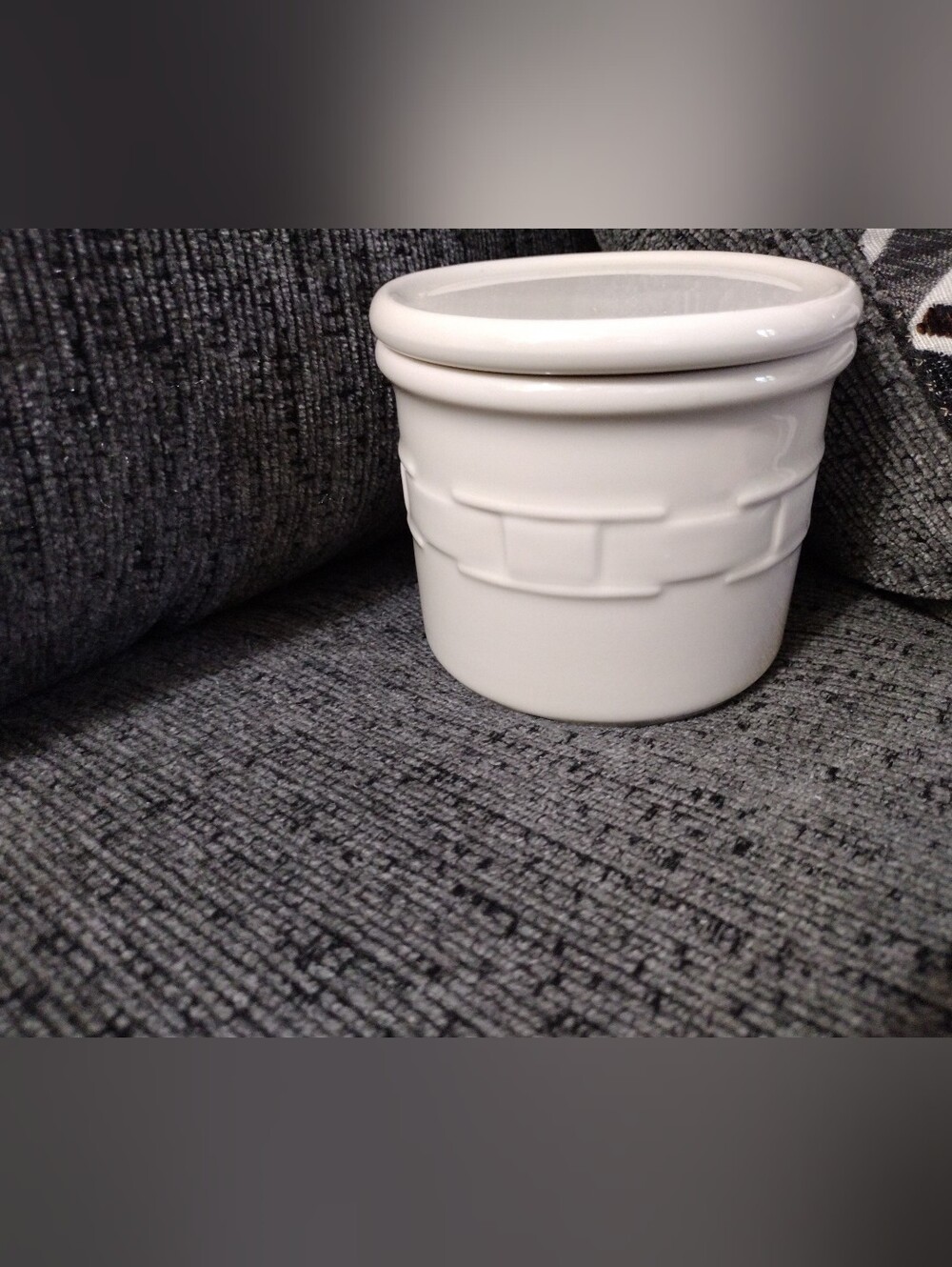Longaberger Ceramic Crock With Lid.  Decorative Storage Jar.
